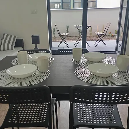 Novy Apartman S Terasou Brno Exterior photo